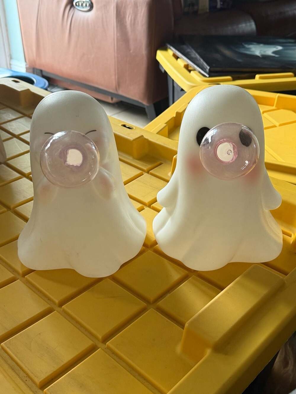 Old East Main Co. Ghost Figurine Blowing Pink Bubble Set of 2 Halloween